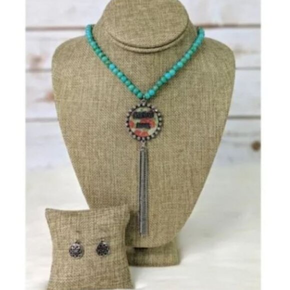 Silver Tone 'Gypsy Soul' Tassel Necklace Set - Picture 2 of 4